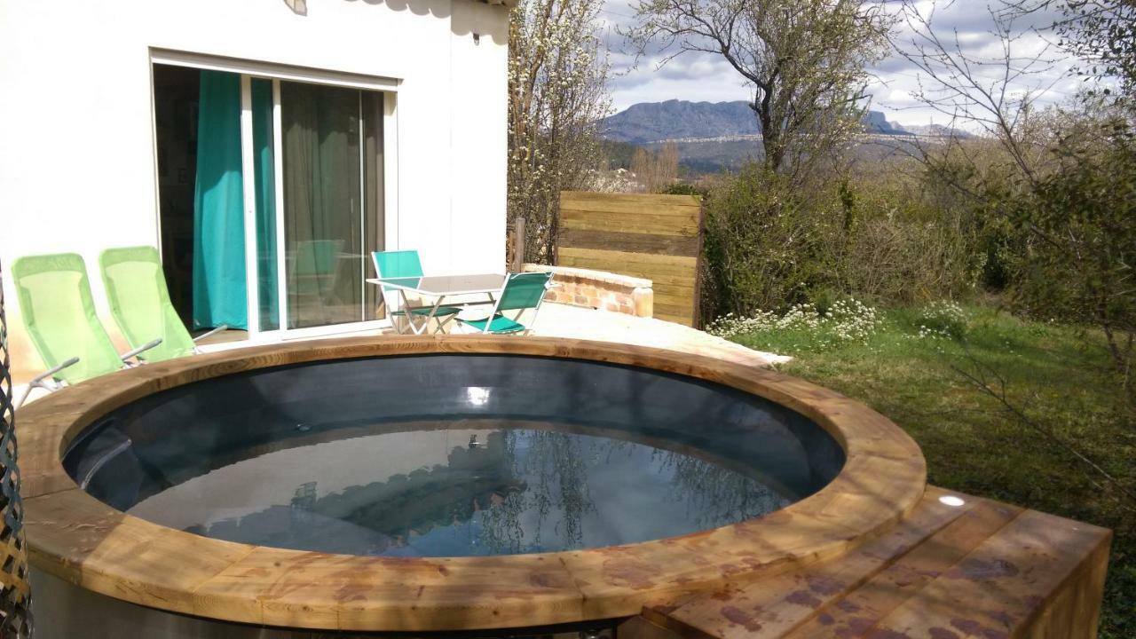 Spa Cabanon De Charme - Le Garagai 梅瑞尔 外观 照片